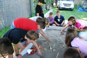 20180000 Nyari napkozi 2018 Nyari taborok a Jozsef Attila Muzeumban23