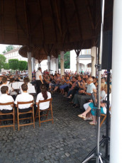 20180600 Zenepaviloni koncertek 2018 junius-augusztus17