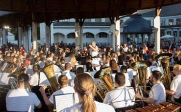20190600 Zenepaviloni koncertek 2019 junius-augusztus01