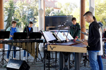 20190600 Zenepaviloni koncertek 2019 junius-augusztus12