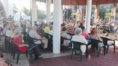 20190600 Zenepaviloni koncertek 2019 junius-augusztus18